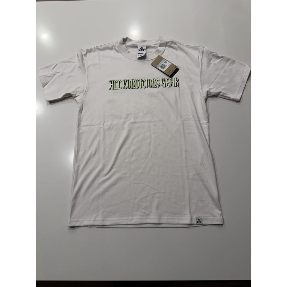 Nike ACG All Conditions Gear Iguana Tee White HJ0884-030 Mens XS